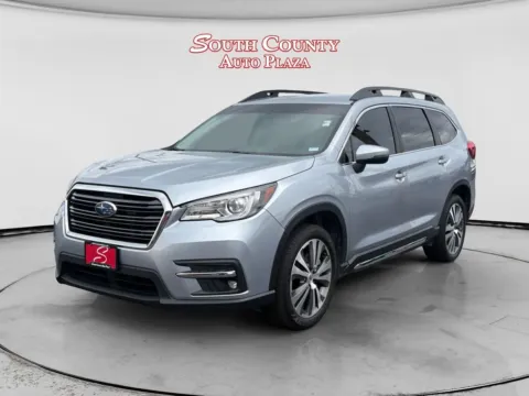 Silver 2022 Subaru Ascent Limited for sale in St. Louis, MO