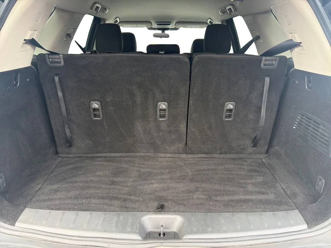 Nissan Pathfinder photo 18