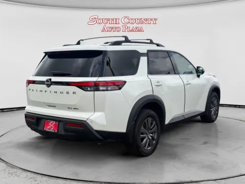 More photos of 2023 Nissan Pathfinder SV 4WD at South County Auto Plaza, MO