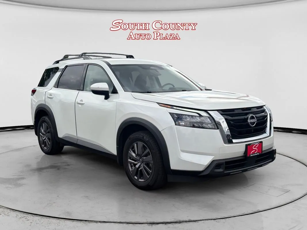 Nissan Pathfinder photo 7