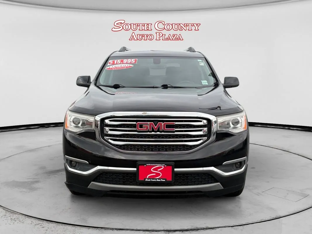 GMC Acadia photo 8