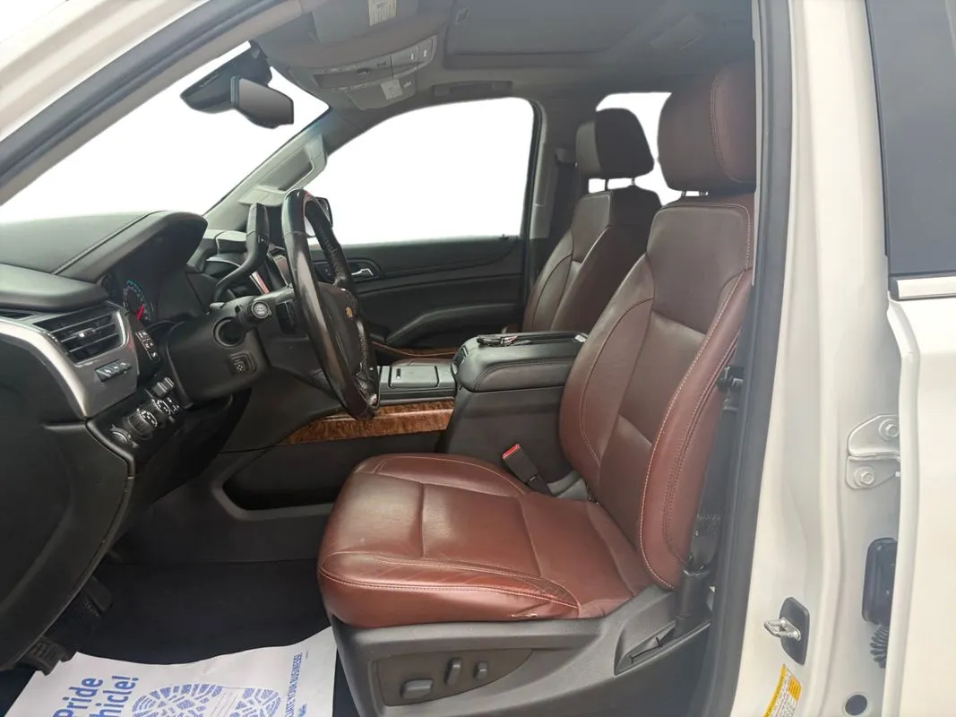 Chevrolet Suburban photo 10