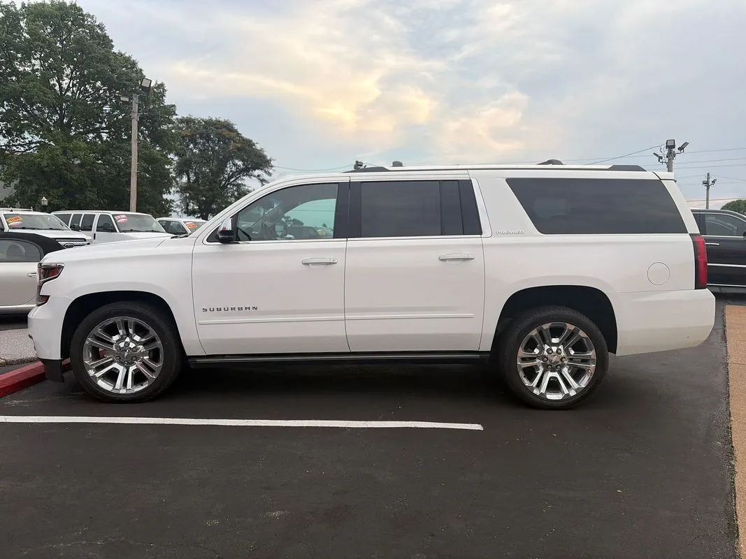 2020 Chevrolet Suburban 4WD Premier for sale in St. Louis, MO