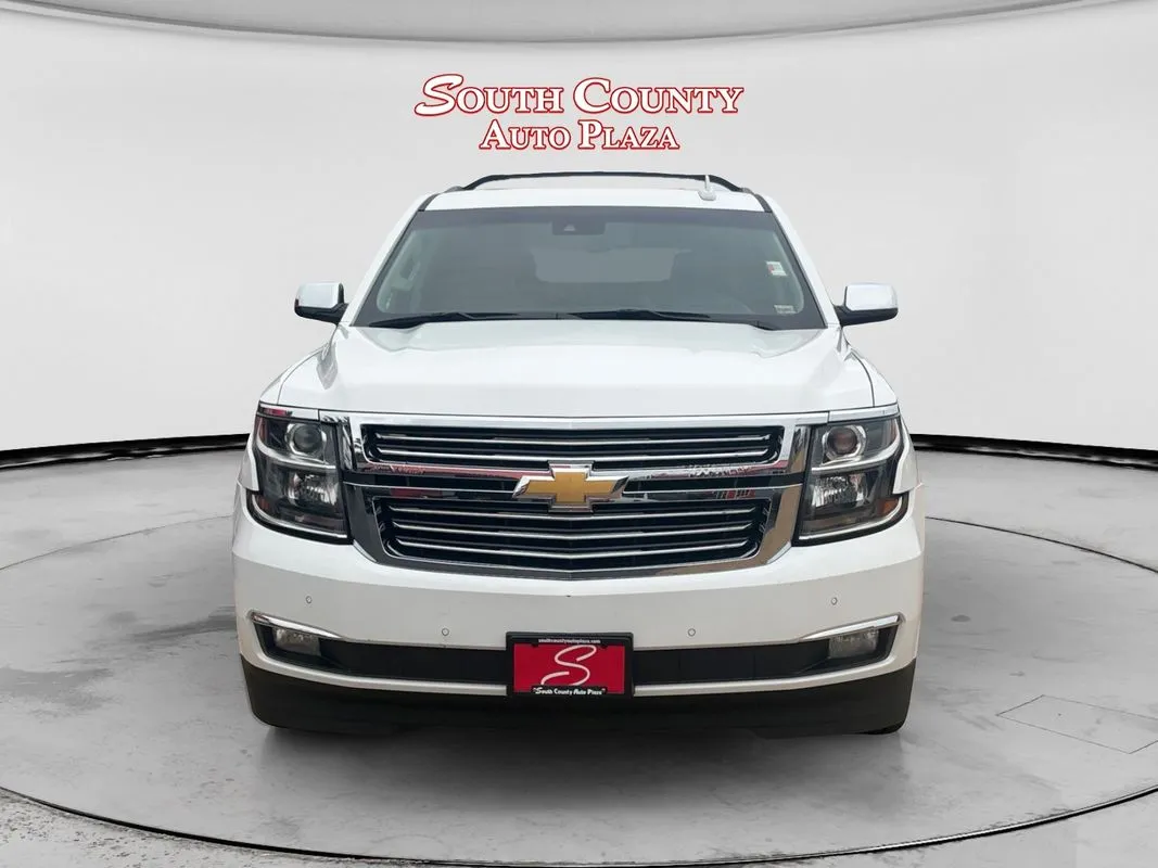 Chevrolet Suburban photo 8