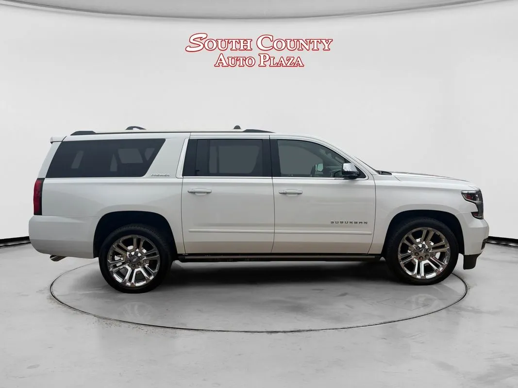 Chevrolet Suburban photo 6