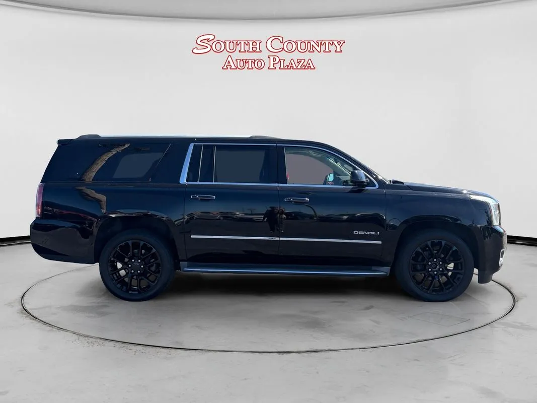 GMC Yukon XL photo 6