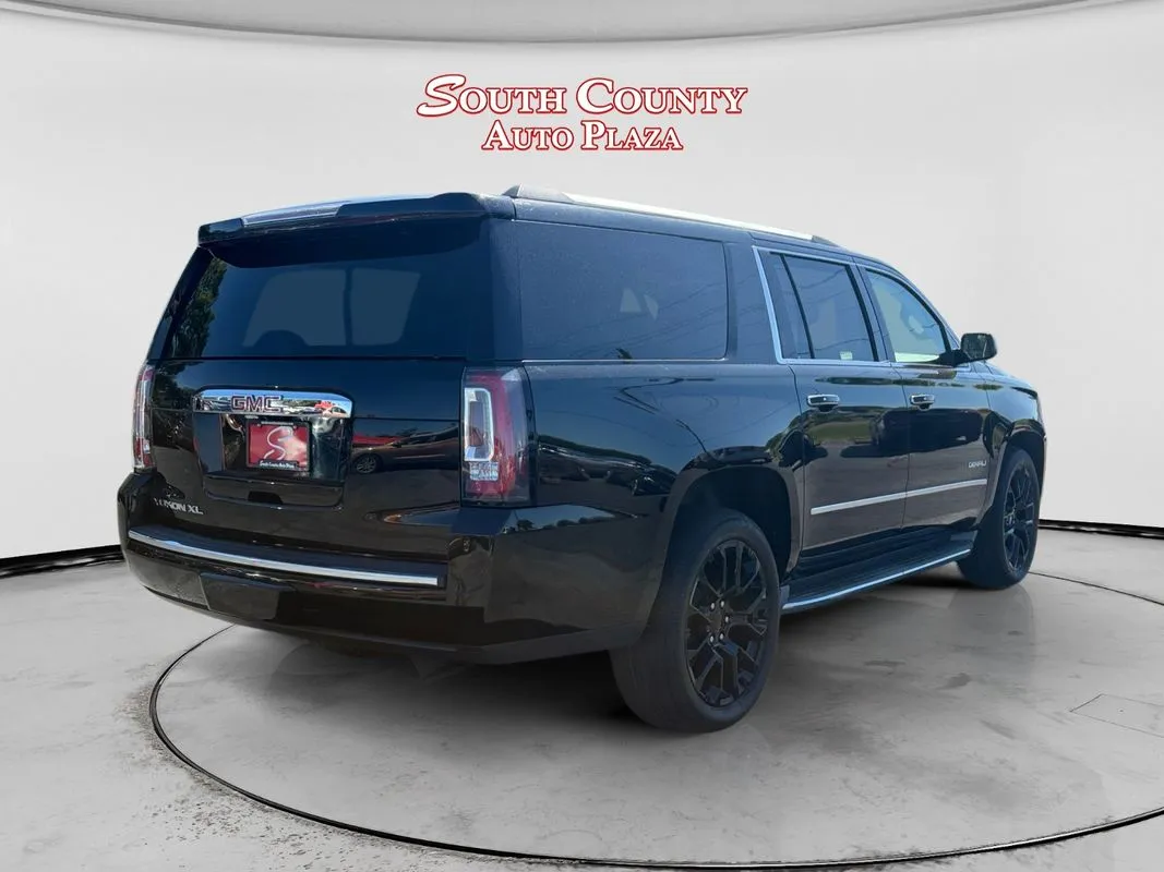 GMC Yukon XL photo 5