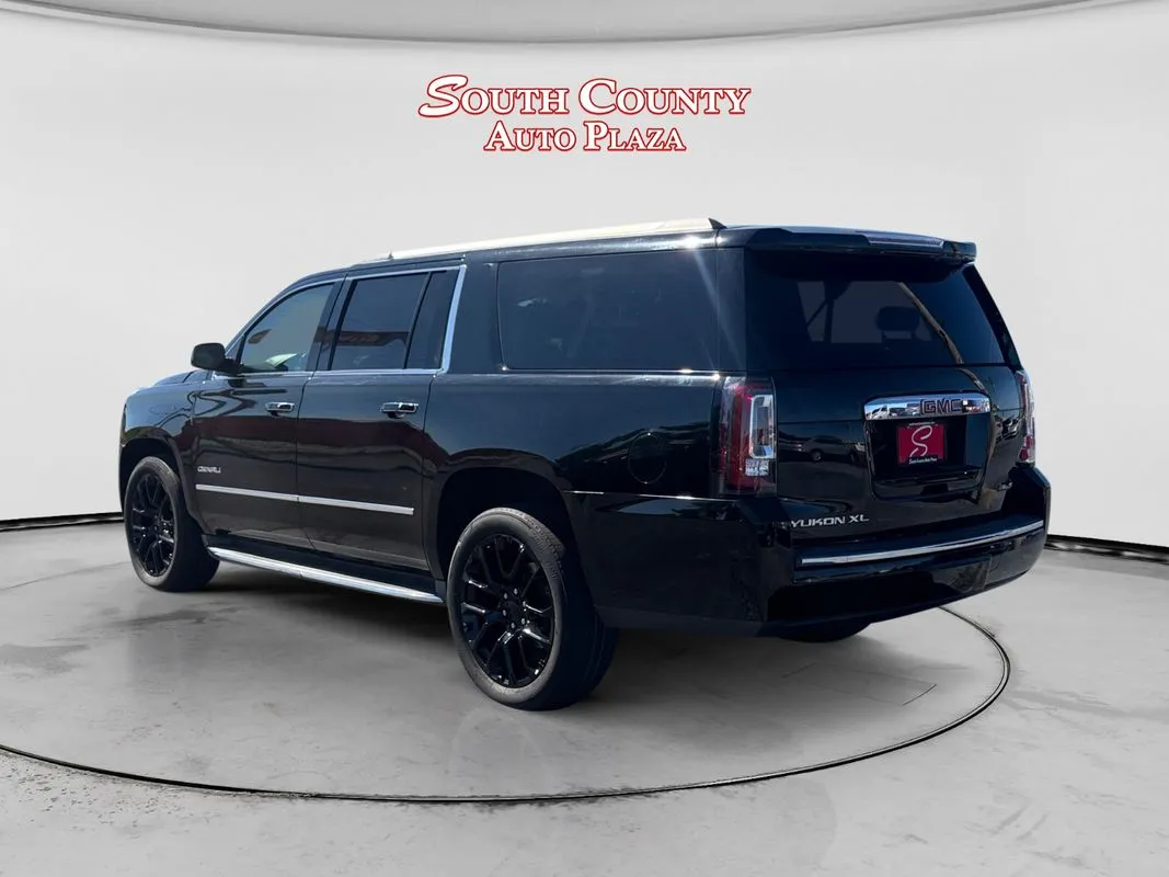 GMC Yukon XL photo 3