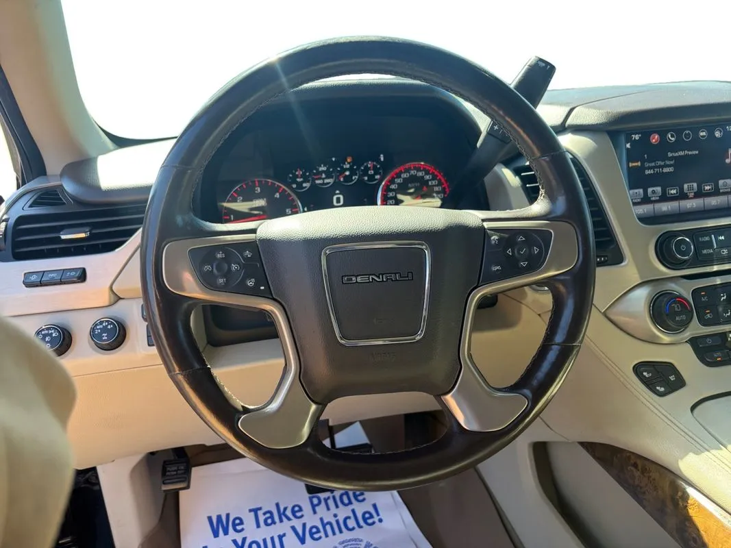 GMC Yukon XL photo 11