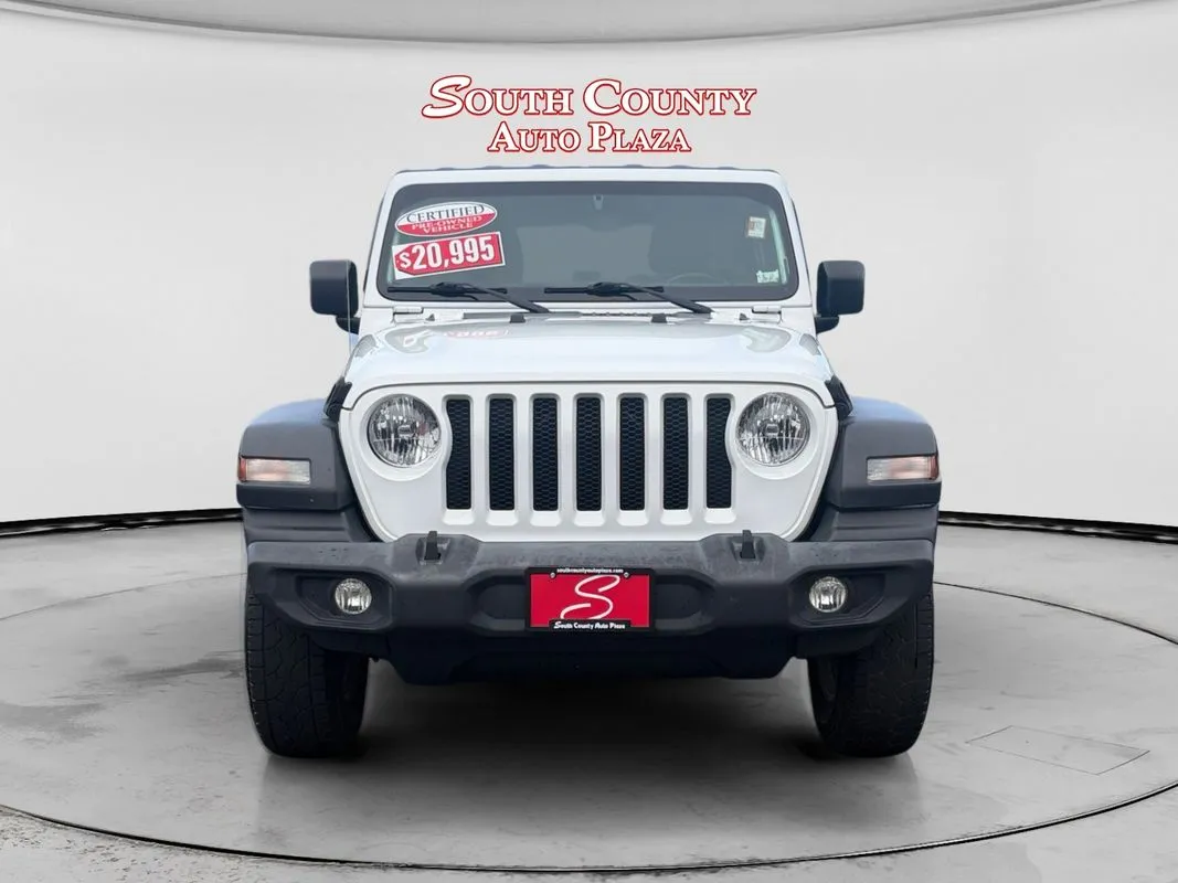 Jeep Wrangler photo 8