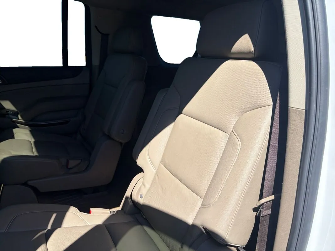 GMC Yukon XL photo 13