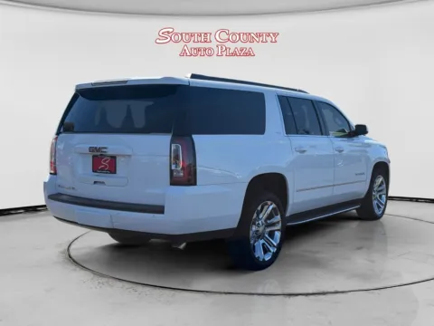 More photos of 2020 GMC Yukon XL 4WD SLT at South County Auto Plaza, MO
