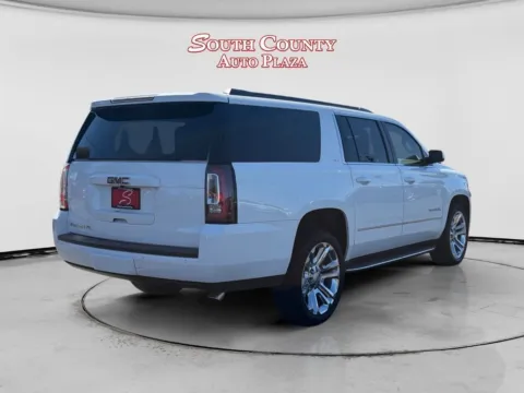More photos of 2020 GMC Yukon XL 4WD SLT at South County Auto Plaza, MO