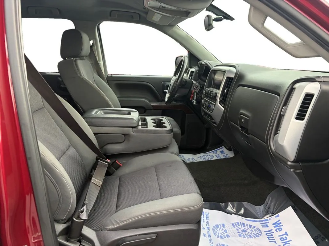 GMC Sierra photo 15