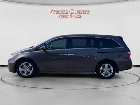 Photos of 2012 Honda Odyssey Touring Elite for sale in St. Louis, MO at South County Auto Plaza