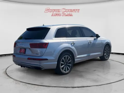 More photos of 2017 Audi Q7 3.0T Premium at South County Auto Plaza, MO