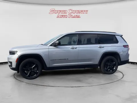 Photos of 2021 Jeep Grand Cherokee L Altitude 4x4 for sale in St. Louis, MO at South County Auto Plaza