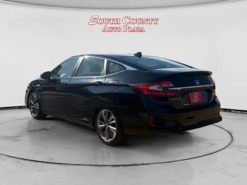 Another view of 2018 Honda Clarity Plug-In Hybr for sale in St. Louis, MO at South County Auto Plaza