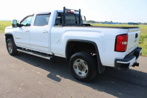 More photos of 2016 GMC Sierra 2500HD SLT at Fairfield Trucks, OH