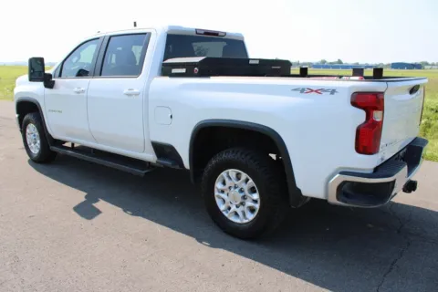 More photos of 2022 Chevrolet Silverado 2500HD LT at Fairfield Trucks, OH