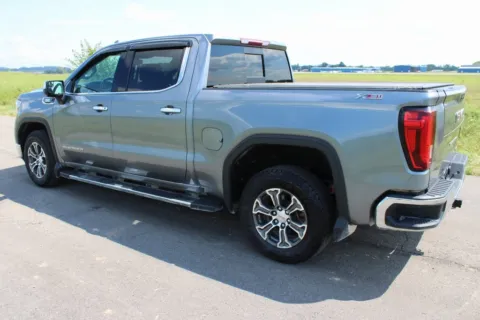 More photos of 2022 GMC Sierra 1500 Limited SLT at Fairfield Trucks, OH