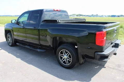 More photos of 2015 Chevrolet Silverado 1500 LT at Fairfield Trucks, OH