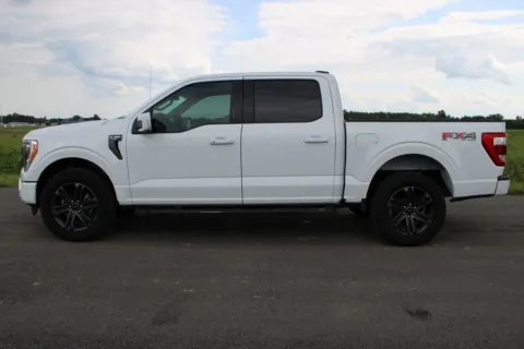 More photos of 2021 Ford F-150 Lariat at Fairfield Trucks, OH