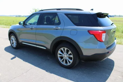 More photos of 2021 Ford Explorer XLT at Fairfield Trucks, OH