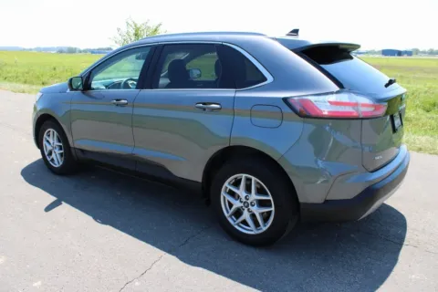 More photos of 2021 Ford Edge SEL at Fairfield Trucks, OH