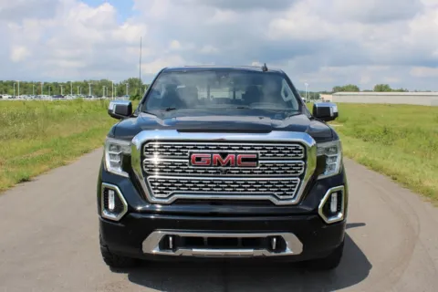 Photos of 2021 GMC Sierra 1500 Denali for sale in Carroll, OH at Fairfield Trucks
