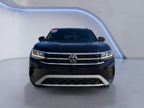 Photos of 2021 Volkswagen Atlas Cross Sport 3.6L V6 SEL Premium for sale in Maryville, TN at Twin City Certified