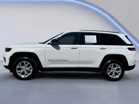 More photos of 2024 Jeep Grand Cherokee Limited at Twin City Certified, TN