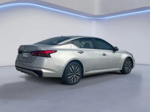 Another view of 2023 Nissan Altima 2.5 SV for sale in Maryville, TN at Twin City Certified