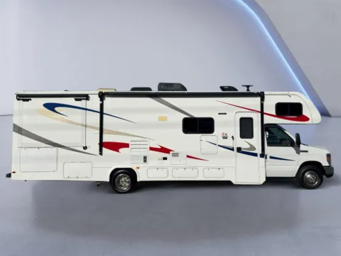 Photos of 2018 Ford E-Series Cutaway CUTWY for sale in Maryville, TN at Twin City Certified