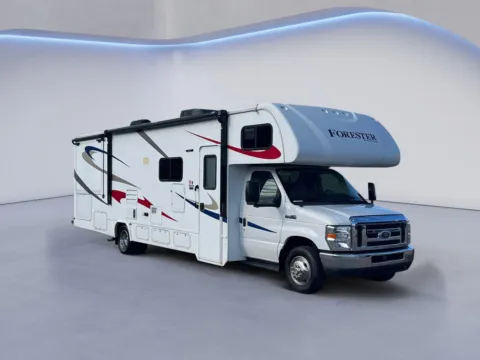 White 2018 Ford E-Series Cutaway CUTWY for sale in Maryville, TN