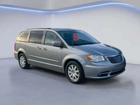 Silver 2014 Chrysler Town & Country Touring for sale in Maryville, TN