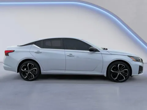 Photos of 2023 Nissan Altima 2.5 SR for sale in Maryville, TN at Twin City Certified