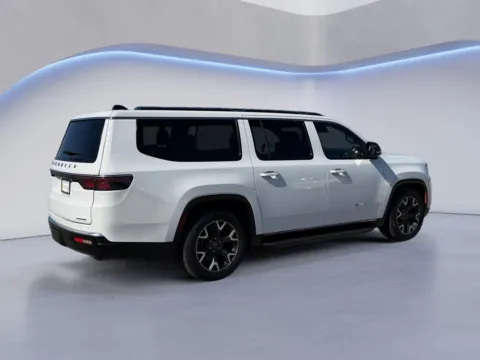 Another view of 2024 Jeep Wagoneer L Series III for sale in Maryville, TN at Twin City Certified