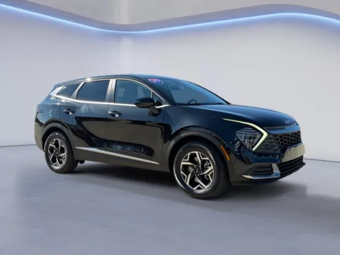 Black 2024 KIA SPORTAGE LX for sale in Maryville, TN