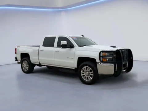 White 2019 Chevrolet Silverado 2500HD LT for sale in Maryville, TN