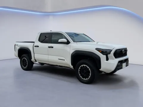 White 2024 Toyota Tacoma TRD Off-Road for sale in Maryville, TN