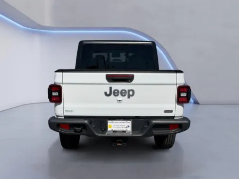 More photos of 2020 Jeep Gladiator Overland at Twin City Certified, TN