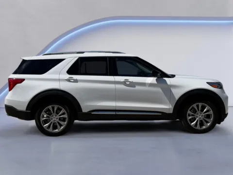 Photos of 2023 Ford Explorer Limited for sale in Maryville, TN at Twin City Certified