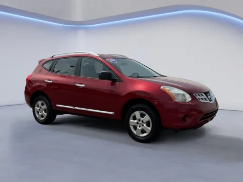 Red 2014 Nissan Rogue Select S for sale in Maryville, TN
