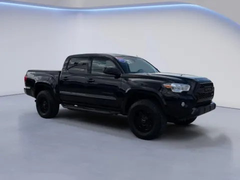 Black 2021 Toyota Tacoma SR5 V6 for sale in Maryville, TN