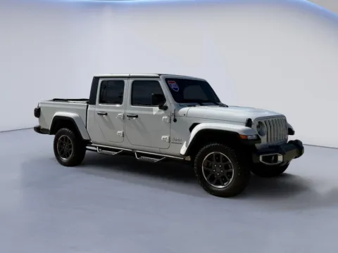 White 2023 Jeep Gladiator Overland for sale in Maryville, TN