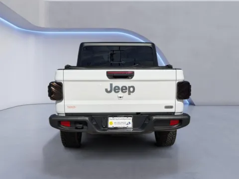 More photos of 2023 Jeep Gladiator Overland at Twin City Certified, TN