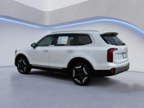 More photos of 2025 Kia Telluride S at Twin City Certified, TN