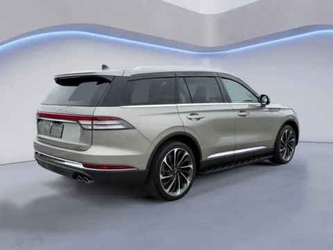 Another view of 2023 Lincoln Aviator Reserve for sale in Maryville, TN at Twin City Certified