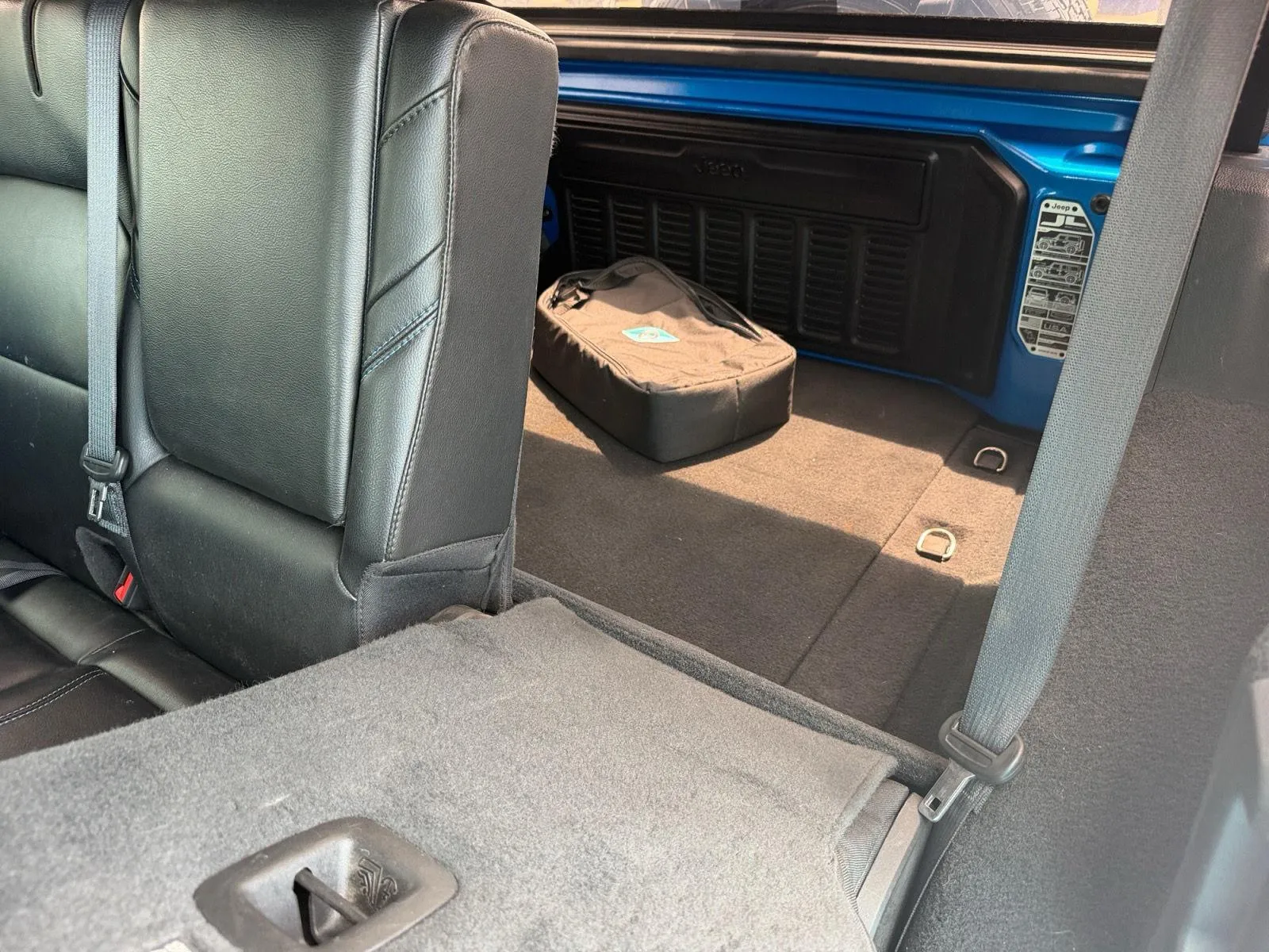 2022 Jeep Wrangler Unlimited Rubicon 4XE - Photo 12